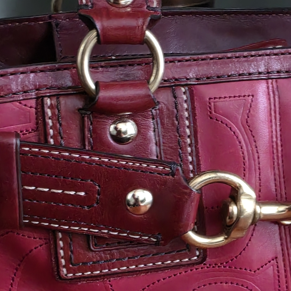 Coach 10226 Hamptons Clip Signature Embossed Red Leather Satchel Y2K Vintage - Picture 9 of 16
